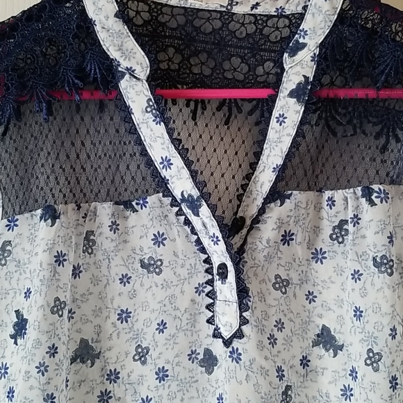 Top - Picture 3 of 4